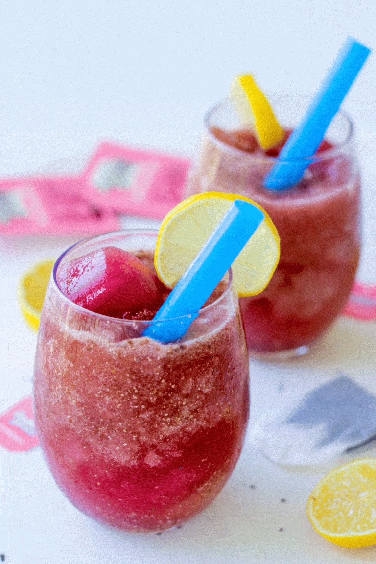 Raspberry Chia Seed Lemonade Slushie