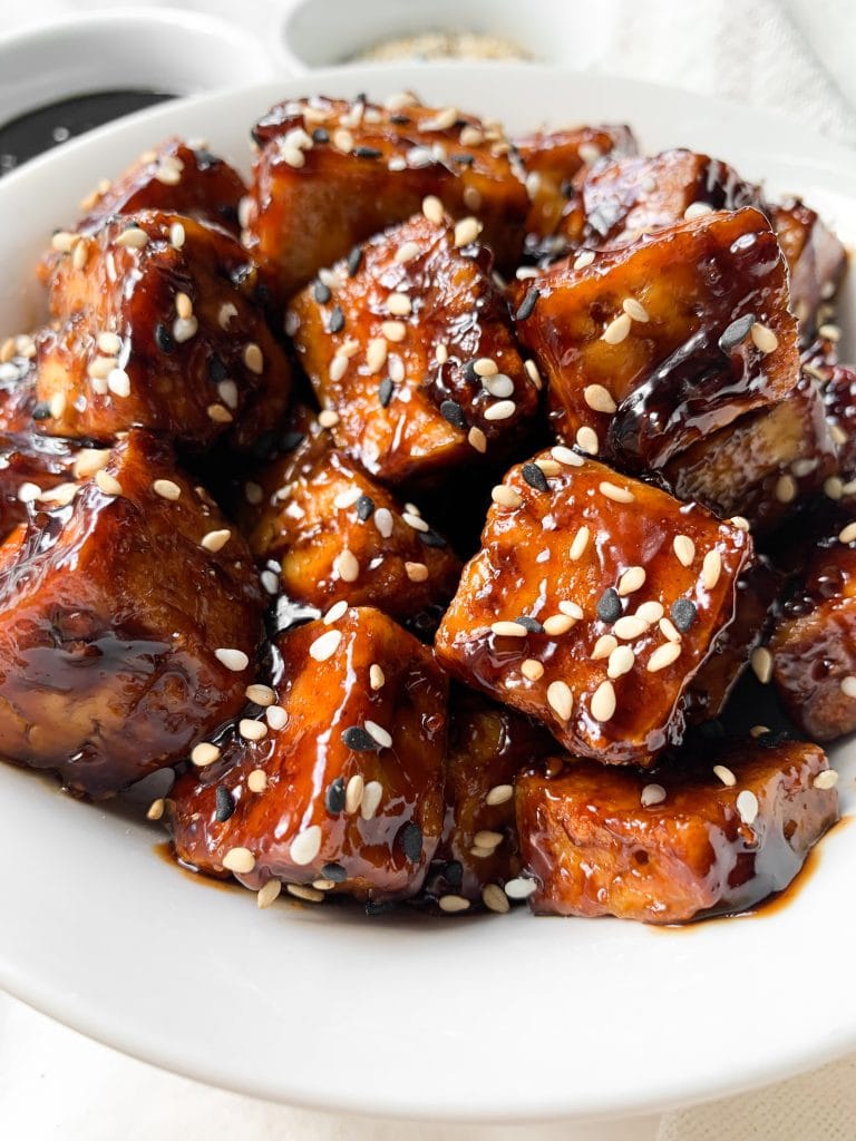 air fryer tofu topped with a honey garlic sauce